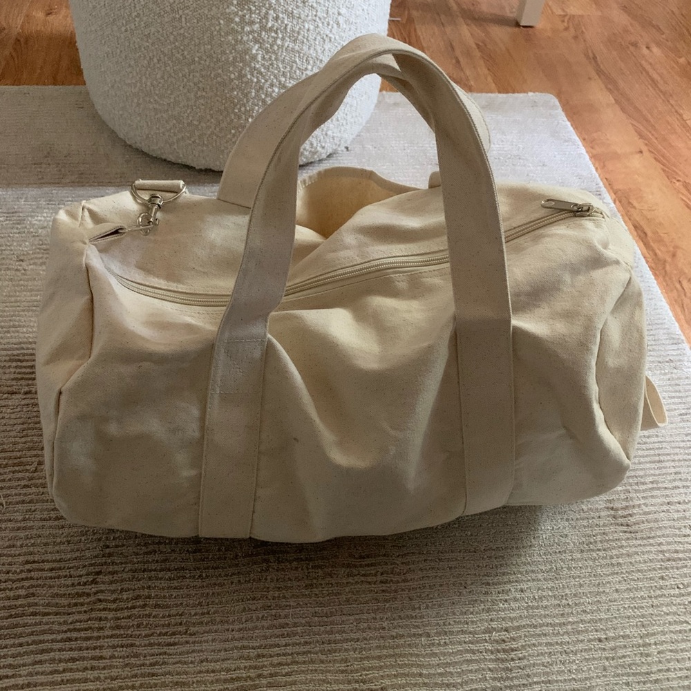 Canvas duffle bag